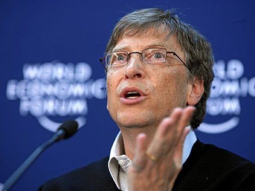 Bill Gates se vraća da spase Microsoft?