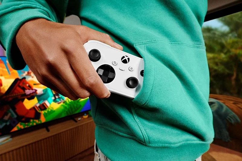 Microsoft iznenadio sve i predstavio svoj najmanji Xbox kontroler