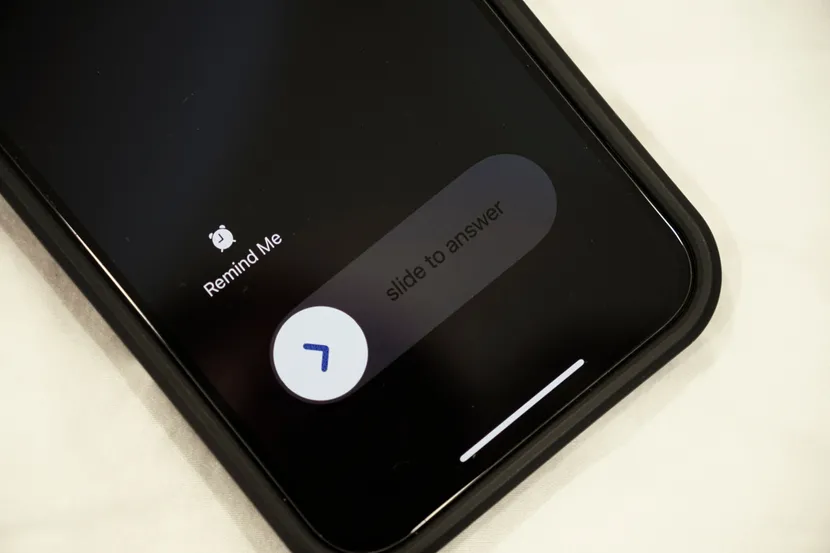 Zašto iPhone ne nudi opciju odbijanja poziva